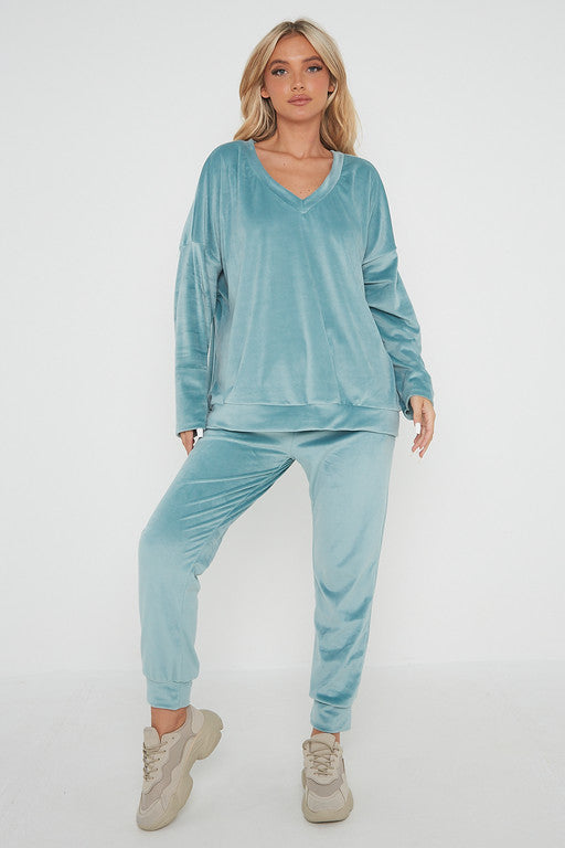 One Size Velvet Jumper and Jogger Loungewear Set