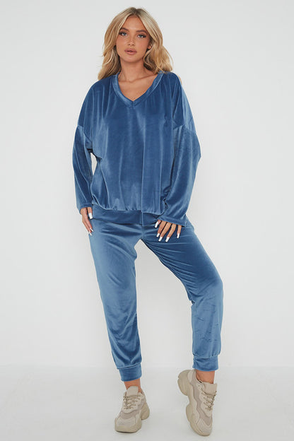 One Size Velvet Jumper and Jogger Loungewear Set