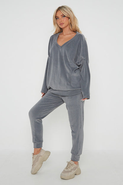 One Size Velvet Jumper and Jogger Loungewear Set