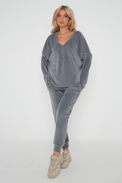 One Size Velvet Jumper and Jogger Loungewear Set