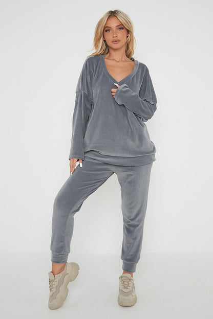 One Size Velvet Jumper and Jogger Loungewear Set