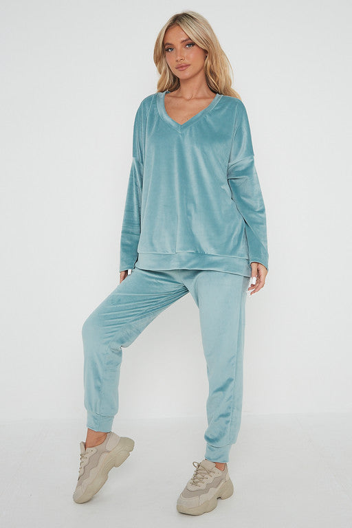 One Size Velvet Jumper and Jogger Loungewear Set